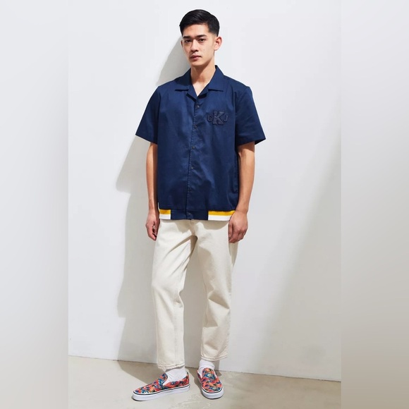 NWT - Calvin Klein Ribbed Hem Short Sleeve Button-down Shirt - Size XS - Picture 6 of 6